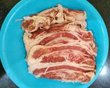 Foto langkah ke 1 dari resep Oseng Sapi Mercon (Spicy Beef).