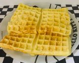 Foto del paso 4 de la receta: Wafles Salados con Queso mozzarella y Queso Parmesano!🧇🍯🥝🍓🍊