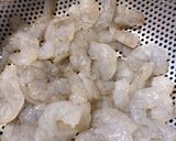 A picture of step 1 of Egg with Shrimps.