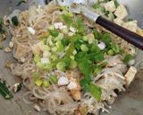 Foto langkah ke 7 dari resep Shirataki Goreng Putih Telur.