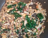 Foto del paso 3 de la receta: Lasaña de setas, espinacas y nueces