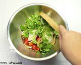 รูปขั้นตอนการทำที่ 6 ของ ยำหมูยอ-ไม่เผ็ด (ผงปาปริก้า)