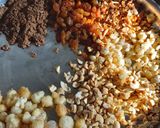आटा ड्राईफ्रूट्स लड्डू (Aata dryfruits laddu recipe in Hindi) रेसिपी चरण 1 फोटो