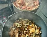 Foto del paso 2 de la receta: Cerdo al estilo mu shu con arroz frito