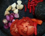 Foto langkah ke 2 dari resep Udang saus padang.