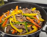 Foto del paso 5 de la receta: Fajitas de res y pimientos