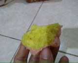 Foto langkah ke 6 dari resep 147. Bolu Mawar Kukus Tersimpel (modal 19rb jadi 40-46 pcs).