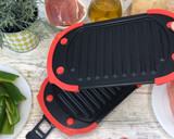 Foto del paso 1 de la receta: Serranitos de lomo, jamón y pimientos en el microondas con Lékué Grill