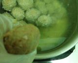 Foto langkah ke 4 dari resep Bakso Sapi homemade.
