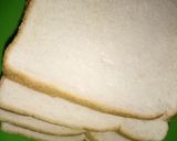 A picture of step 1 of Bread seekh kabab.