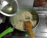 A picture of step 5 of Suji ka halwa.
