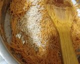 A picture of step 2 of One bite vermicelli.