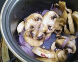 A picture of step 2 of Mushroom Walnut soup.