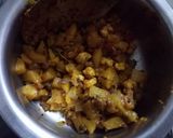 A picture of step 3 of Paneer potatoes Frankie.