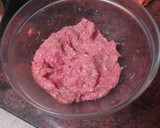 Foto del paso 2 de la receta: Albóndigas con salsa de tomate casera y papas fritas