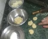 A picture of step 5 of Holi Special Gujiya.