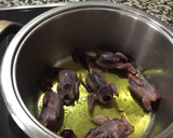 Foto del paso 1 de la receta: Tordos en caldereta