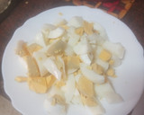 Foto del paso 3 de la receta: Ensalada de papas cocidas con huevo duro y atún