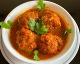 A picture of step 7 of Yam koftas curry.