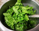 A picture of step 3 of One pot chicken green rice.
