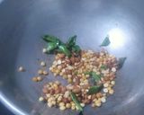A picture of step 1 of Masala Pori.