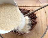 Foto del passaggio 3 della ricetta Torta di Riso Cocco e Cioccolato