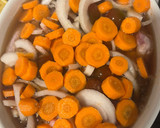 Foto del paso 2 de la receta: Contramuslos de pollo asados con cerveza y verduritas - Receta de Batch Cooking