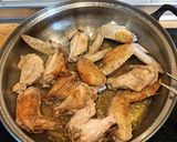 Foto del paso 7 de la receta: Alitas de pollo al ajillo con salsa de pisto manchego