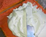 Foto langkah ke 7 dari resep Strawberry Cheese Cake.