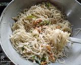 এগ চাউমিন(Egg Chow mein recipe in bengali) রেসিপির ধাপ 3 ছবি
