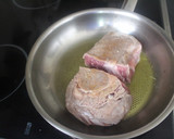 Foto del paso 3 de la receta: Entrecot con sobras de salsa de tomate