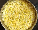 A picture of step 4 of Lehsooni Palak Kichdi.