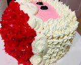 স্ট্রবেরী ও চকোলেট্ ফ্লেভার্ড সান্টা কেক (strawberry o chocolate flavoured santa cake recipe) রেসিপি ধাপ - 5 ছবি