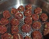 Foto langkah ke 3 dari resep Bola-Bola Daging Sapi.