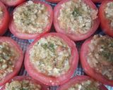 Foto del paso 5 de la receta: Tomates rellenos (mitades) 🍅