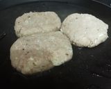 A picture of step 6 of Cauliflower tikki burger.