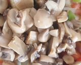 Foto del paso 1 de la receta: 🍆🥕🧅🥚Verduras con salsa de soja, champiñones huevo y arroz