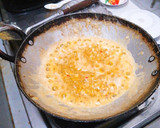 Foto langkah ke 5 dari resep Udang Crispy Saus Telur Asin.