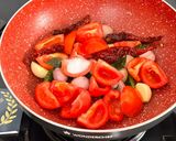 A picture of step 3 of Tomato Chutney.