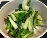 A picture of step 2 of Stir-Fried Broccolini with Velvet Antler Mushrooms (Vegan).