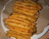 Foto langkah ke 4 dari resep Stik Kentang Keju Anti Gagal dan versi frozennya.