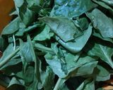 पालक का साग (Palak ka saag recipe in Hindi) रेसिपी चरण 1 फोटो