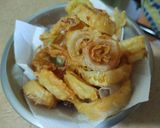 Foto del paso 4 de la receta: Aros de cebolla súper crocantes