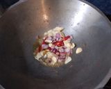 Foto langkah ke 3 dari resep 45. Tumis labu siam kembang bawang.