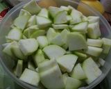 Cukkini krémleves kolbásszal recept fázis 1 fotója
