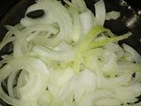 Fideos con salsa blanca y pollo