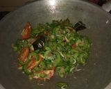 Foto langkah ke 3 dari resep Tumis Pare.