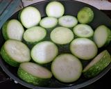 Hình bước làm 3 của món Bầu kho tiêu