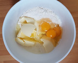 Foto del paso 1 de la receta: Bizcocho esponjoso 🤤 fácil sin yogur