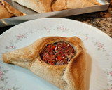 Foto del paso 3 de la receta: Fatay (empanadas árabes) con salsa de yogurt